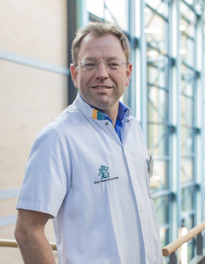 Research_portretfoto_Bart van den Bemt