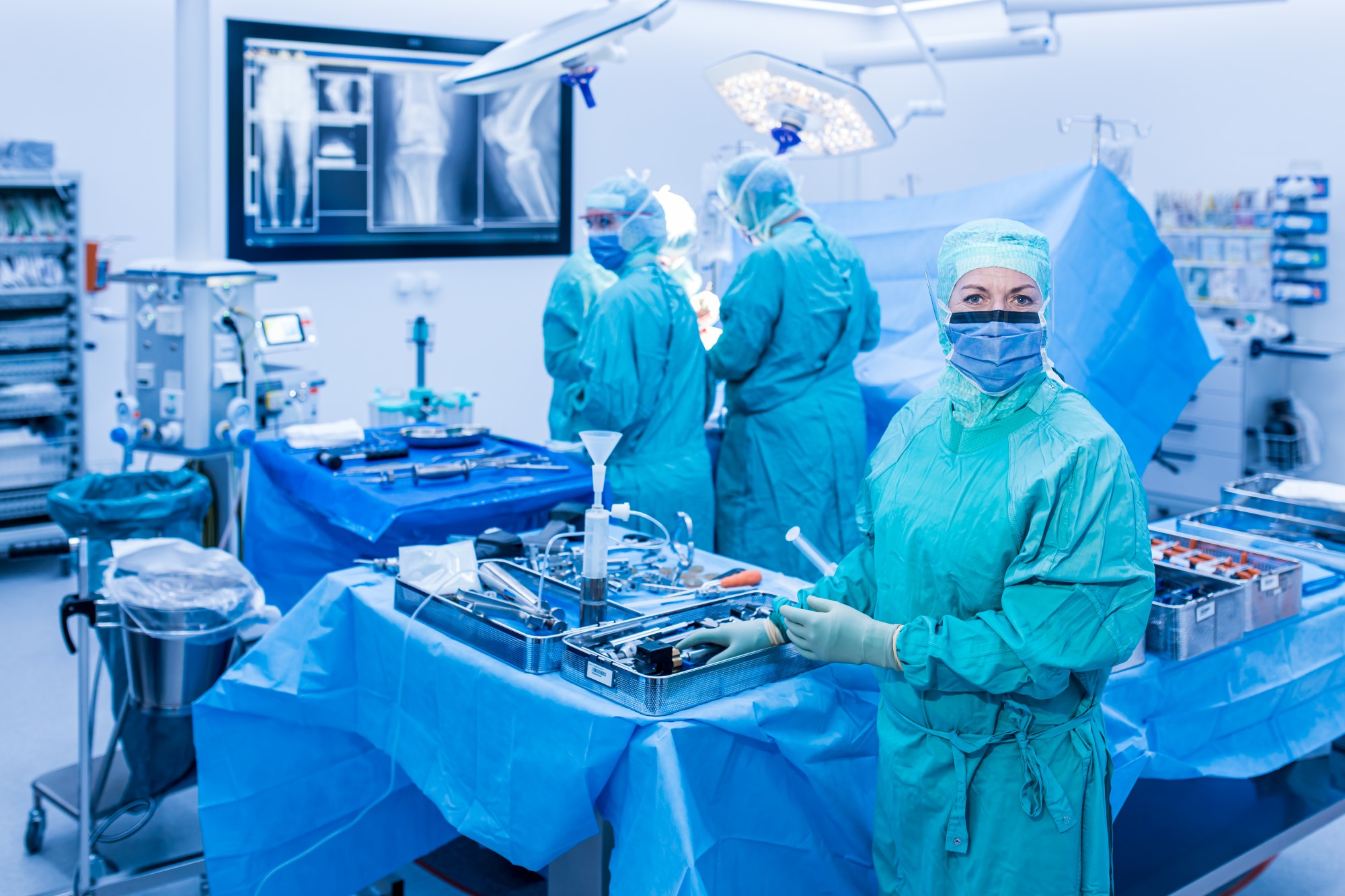 Orthopedie OK Chirurg In OK Tijdens Operatie (9) Web